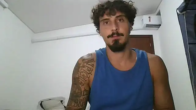 Snapshot of milkoffe chatting on 5, 2, 2026 milkoffe online show from 5, 2, 2026