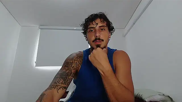 Snapshot of milkoffe chatting on 1, 3, 2026 milkoffe online show from 1, 3, 2026