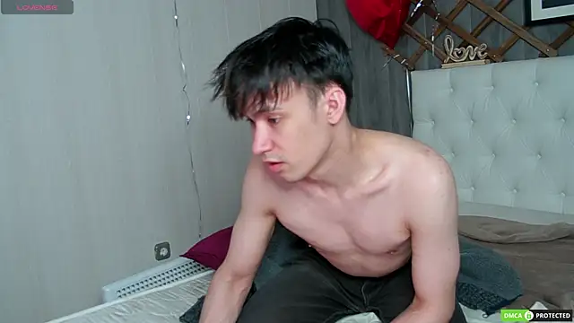 CalvinOwens online show from 8, 3, 2025