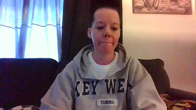 SidneyRaee online show from 4, 1, 2025