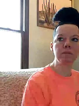 SidneyRaee online show from 10, 1, 2025