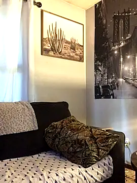 SidneyRaee online show from 18, 9, 2025