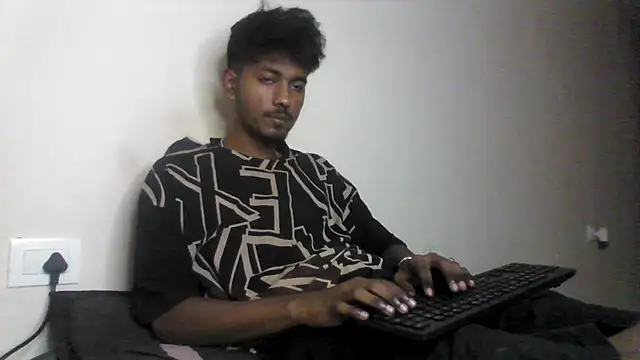 just fucks online show from 13, 10, 2025