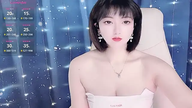 Snapshot of Mist_lili chatting on 18, 10, 2025 Mist lili online show from 18, 10, 2025