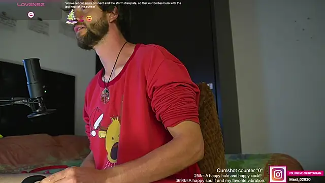 Snapshot of just_maxii chatting on 14, 1, 2025 just maxii online show from 14, 1, 2025