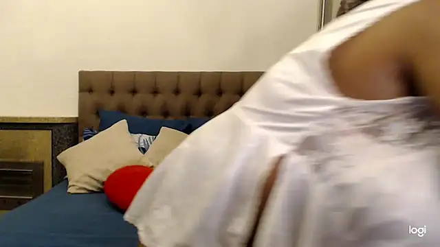 Snapshot of OmegaLipps chatting on 12, 2, 2026 OmegaLipps online show from 12, 2, 2026