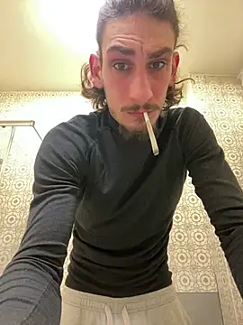 Snapshot of BostonGeorge27 chatting on 9, 2, 2025 BostonGeorge27 online show from 9, 2, 2025