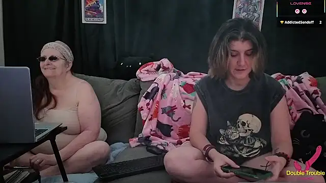 Snapshot of Sexy_Mama-69 chatting on 2, 2, 2026 Sexy Mama-69 online show from 2, 2, 2026