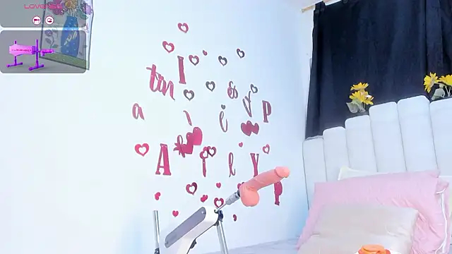 RoxannaBlanche online show from 12, 3, 2026