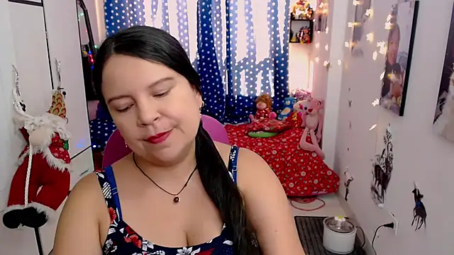 Snapshot of claryssa_ chatting on 6, 12, 2024 claryssa online show from 6, 12, 2024