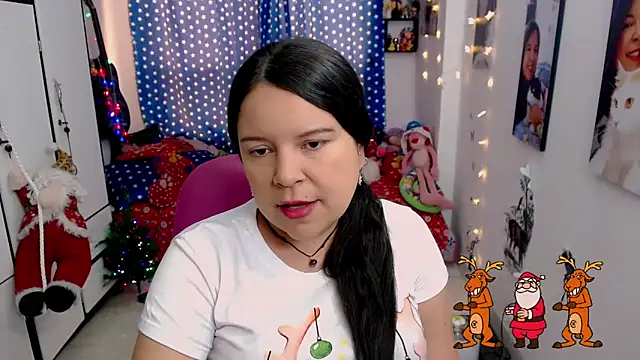 Snapshot of claryssa_ chatting on 1, 1, 2025 claryssa online show from 1, 1, 2025