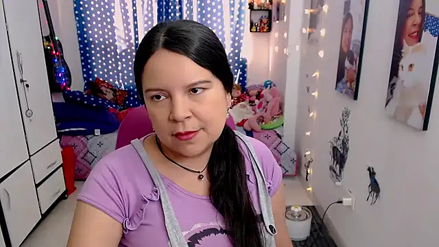 Snapshot of claryssa_ chatting on 10, 1, 2025 claryssa online show from 10, 1, 2025