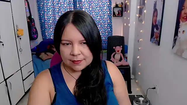 Snapshot of claryssa_ chatting on 13, 10, 2025 claryssa online show from 13, 10, 2025