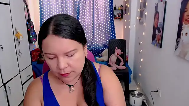 Snapshot of claryssa_ chatting on 5, 11, 2025 claryssa online show from 5, 11, 2025