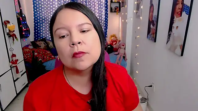 Snapshot of claryssa_ chatting on 20, 12, 2025 claryssa online show from 20, 12, 2025