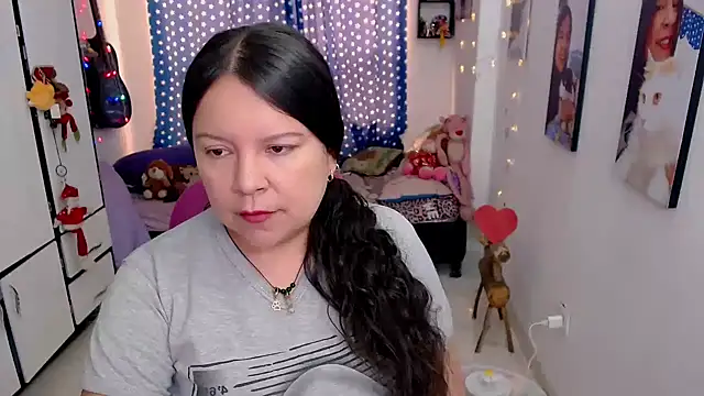 Snapshot of claryssa_ chatting on 16, 2, 2026 claryssa online show from 16, 2, 2026