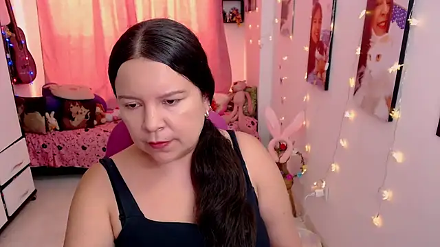 claryssa  online show from 9, 4, 2026