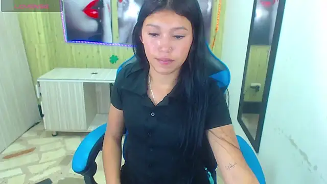 emily rosse04 online show from 31, 1, 2025