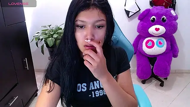 emily rosse04 online show from 16, 4, 2026