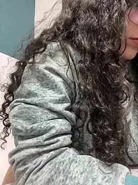 CurlyGirl 1 online show from 13, 1, 2025