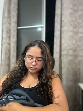 CurlyGirl 1 online show from 7, 8, 2026