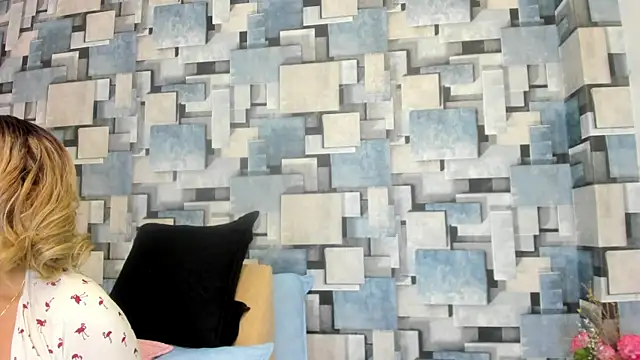 angel dthroatt online show from 12, 4, 2026