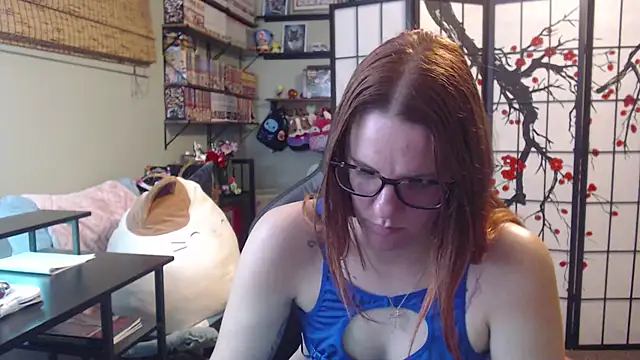 Snapshot of Sarahtineke chatting on 4, 5, 2026 Sarahtineke online show from 4, 5, 2026