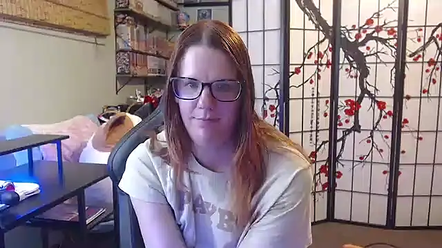 Snapshot of Sarahtineke chatting on 18, 5, 2026 Sarahtineke online show from 18, 5, 2026