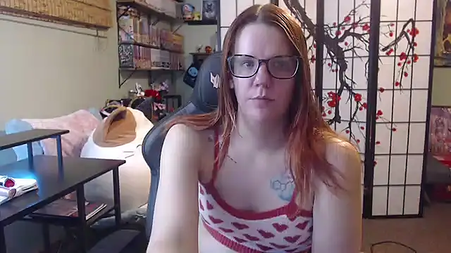 Snapshot of Sarahtineke chatting on 28, 5, 2026 Sarahtineke online show from 28, 5, 2026