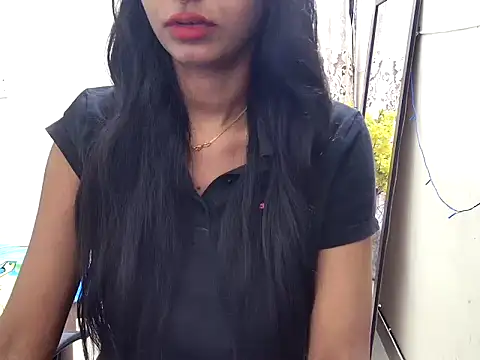 Snapshot of tanvi-00 chatting on 29, 9, 2025 tanvi-00 online show from 29, 9, 2025