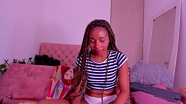 Snapshot of kimmysantoo chatting on 25, 9, 2025 kimmysantoo online show from 25, 9, 2025