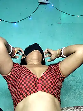 Snapshot of Luv_Adite20 chatting on 6, 3, 2025 Luv Adite20 online show from 6, 3, 2025