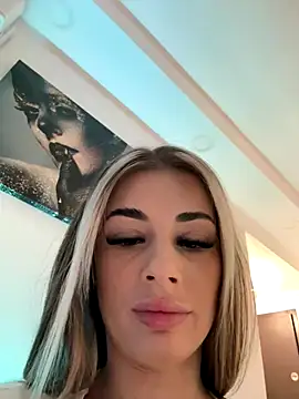 IsabellaEtthan online show from 16, 10, 2025