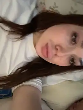 chups girl online show from 28, 7, 2026