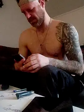 eltoulou online show from 5, 3, 2025