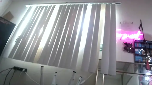 BeckiTooSweet online show from 28, 1, 2025