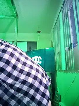 BeckiTooSweet online show from 8, 2, 2025