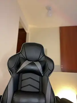 gretta kler1 online show from 23, 1, 2025