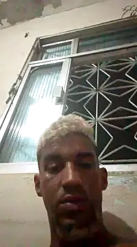 Snapshot of fieltoprj1 chatting on 2, 1, 2025 fieltoprj1 online show from 2, 1, 2025