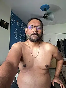 Snapshot of lovbombayduck11 chatting on 21, 6, 2026 lovbombayduck11 online show from 21, 6, 2026