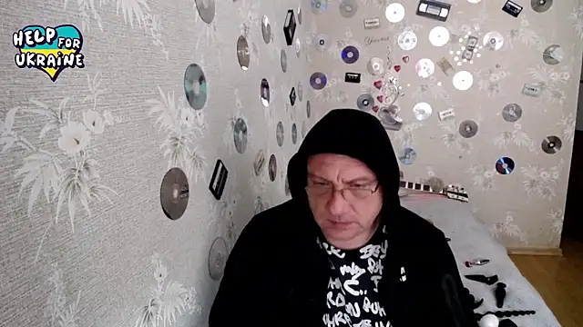 Snapshot of Bossun79 chatting on 4, 11, 2025 Bossun79 online show from 4, 11, 2025