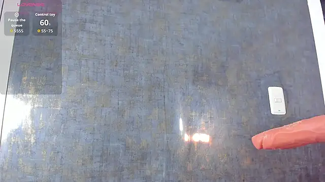 Snapshot of sophia_vivas chatting on 26, 10, 2025 sophia vivas online show from 26, 10, 2025