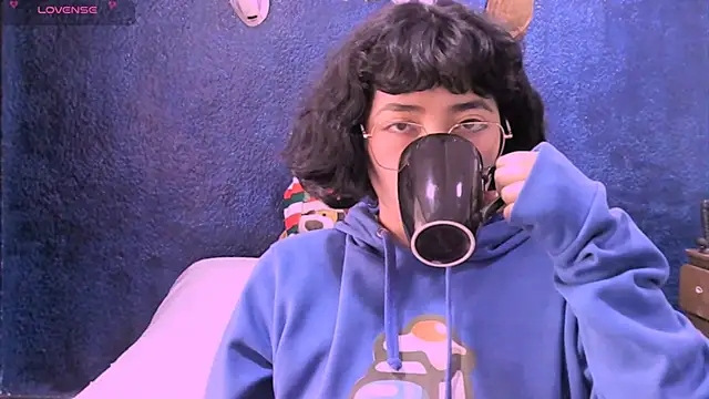 NinaYellow online show from 29, 12, 2024