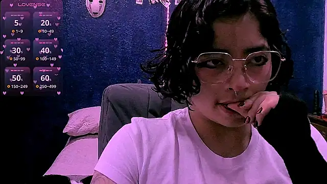 NinaYellow online show from 15, 7, 2026