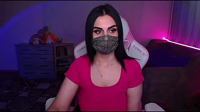 Snapshot of __Yasmina__ chatting on 9, 3, 2025   Yasmina   online show from 9, 3, 2025