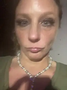 Snapshot of Everlyrose27 chatting on 18, 12, 2024 Everlyrose27 online show from 18, 12, 2024