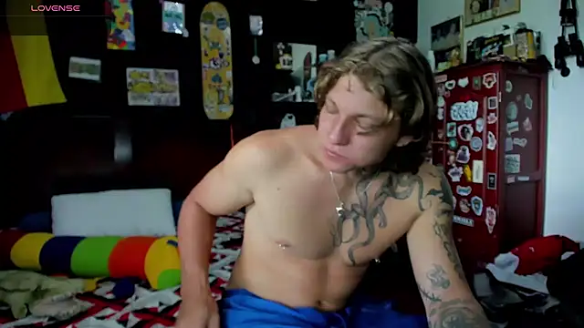 Tom Krakow online show from 1, 11, 2025