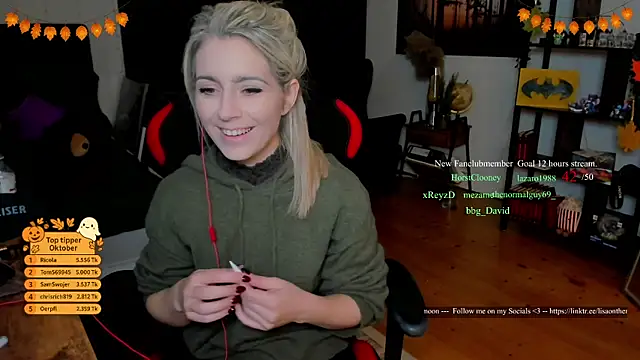 Lisaonthemoon online show from 30, 10, 2025