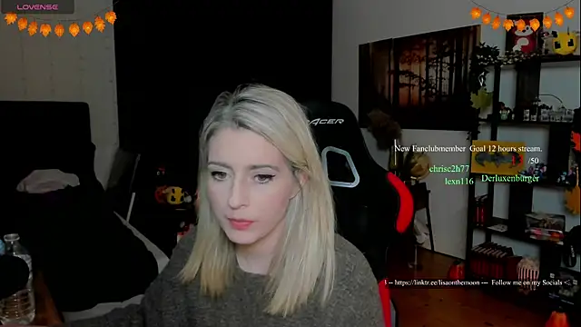 Lisaonthemoon online show from 22, 11, 2025