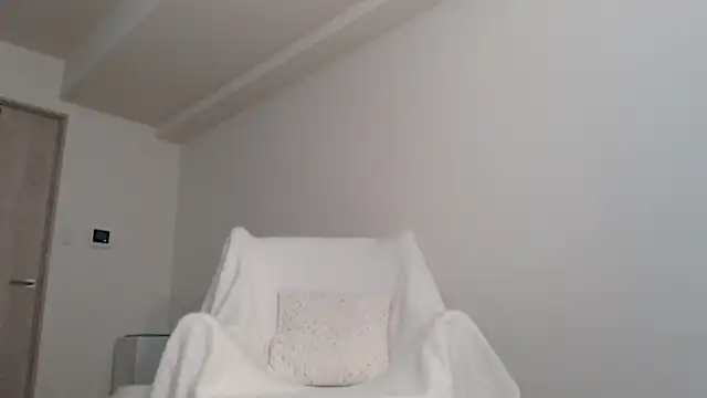 Lily 0000 online show from 12, 12, 2024